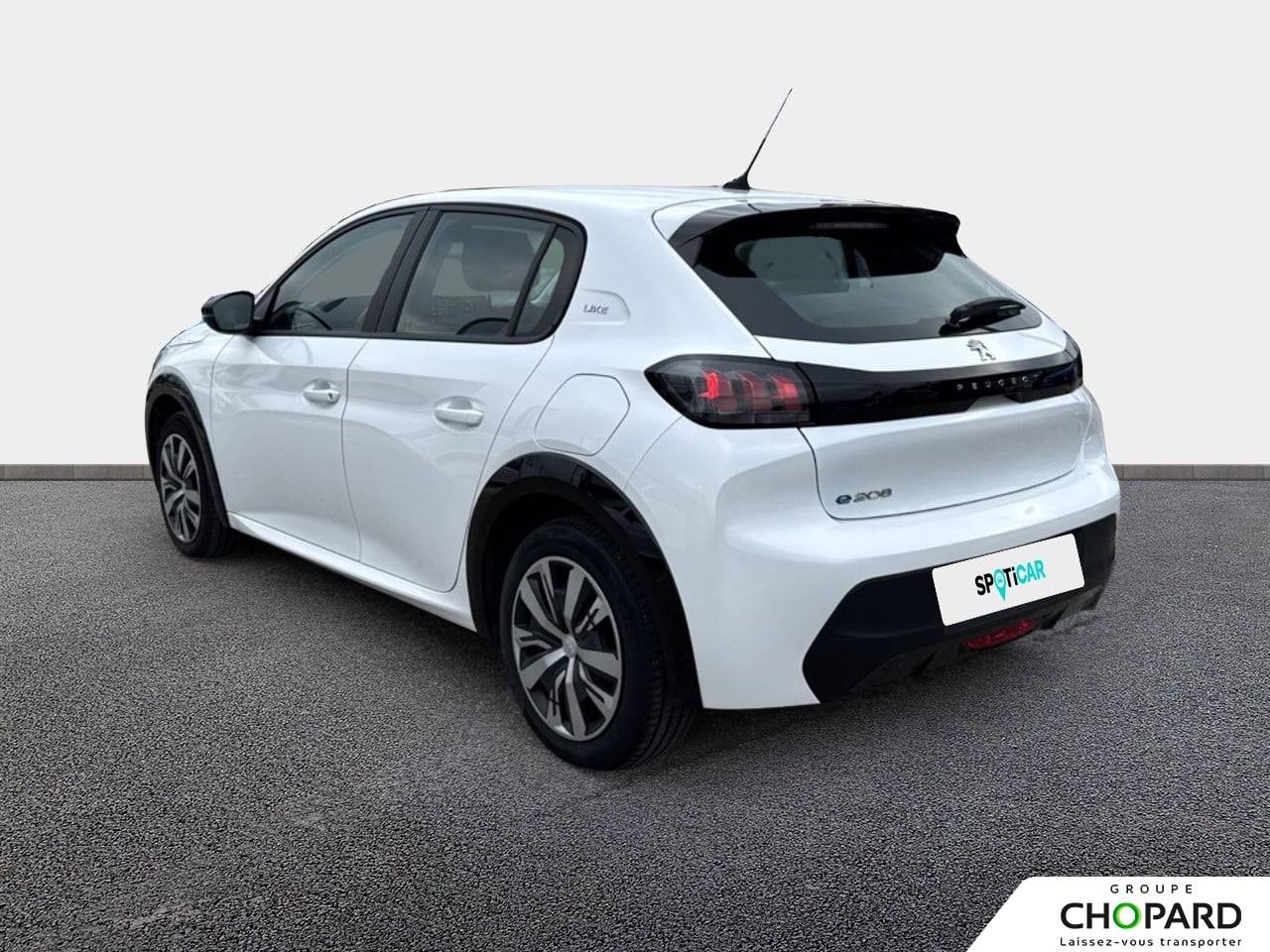 Image secondaire du véhicule 8