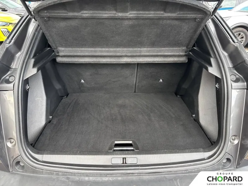 Image secondaire du véhicule 9