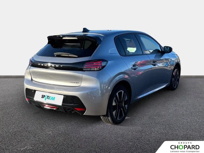 Image secondaire du véhicule 4