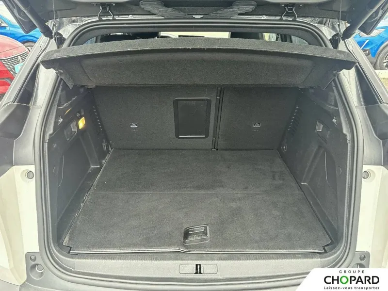 Image secondaire du véhicule 9