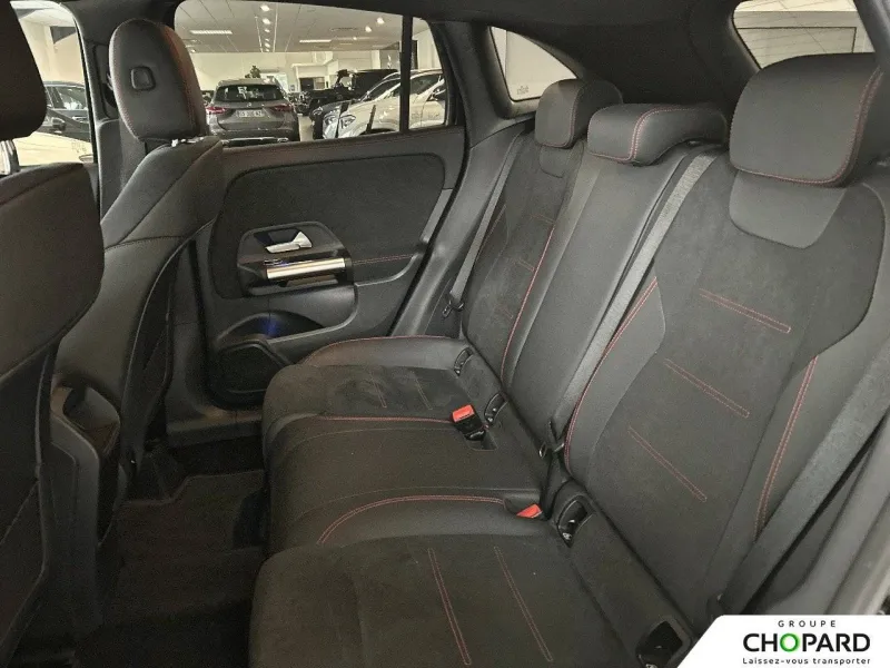 Image secondaire du véhicule 19