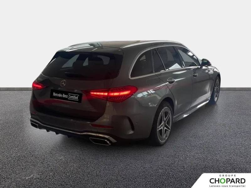 Image secondaire du véhicule 4