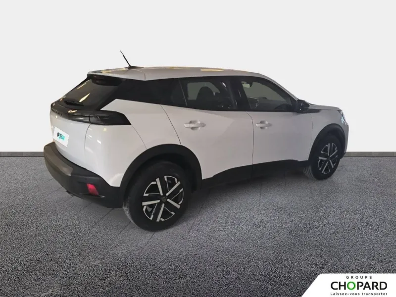 Image secondaire du véhicule 9