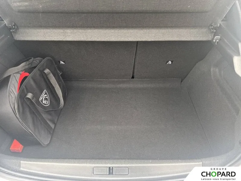 Image secondaire du véhicule 7