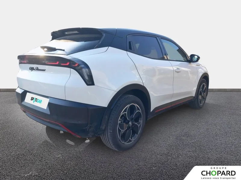 Image secondaire du véhicule 9