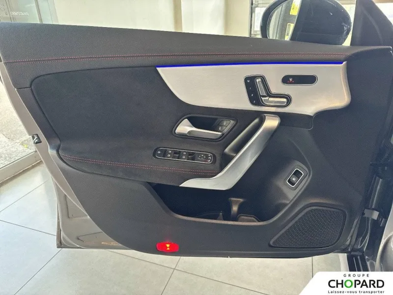 Image secondaire du véhicule 26