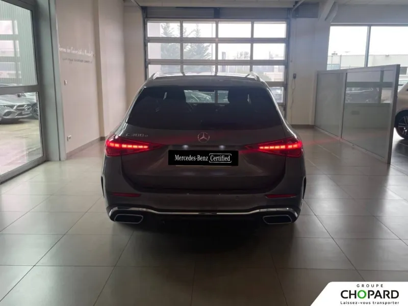 Image secondaire du véhicule 31