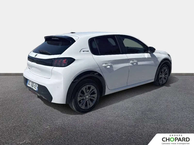 Image secondaire du véhicule 9