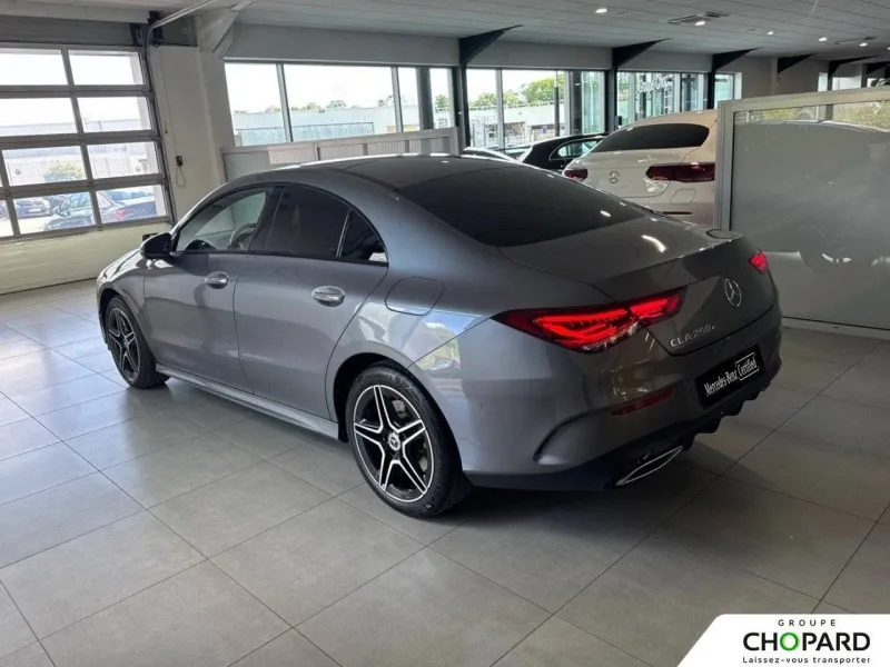 Image secondaire du véhicule 32