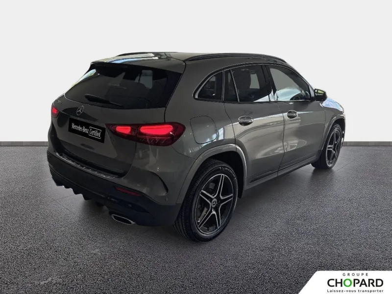 Image secondaire du véhicule 4