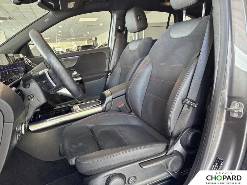 Image secondaire du véhicule 12