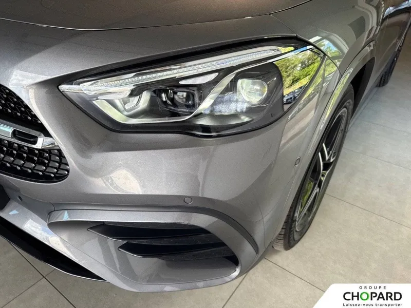 Image secondaire du véhicule 23