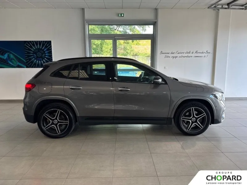 Image secondaire du véhicule 32