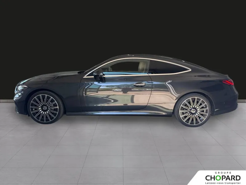 Image secondaire du véhicule 11