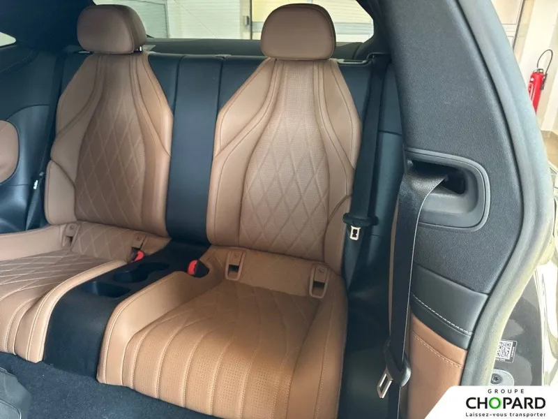 Image secondaire du véhicule 19