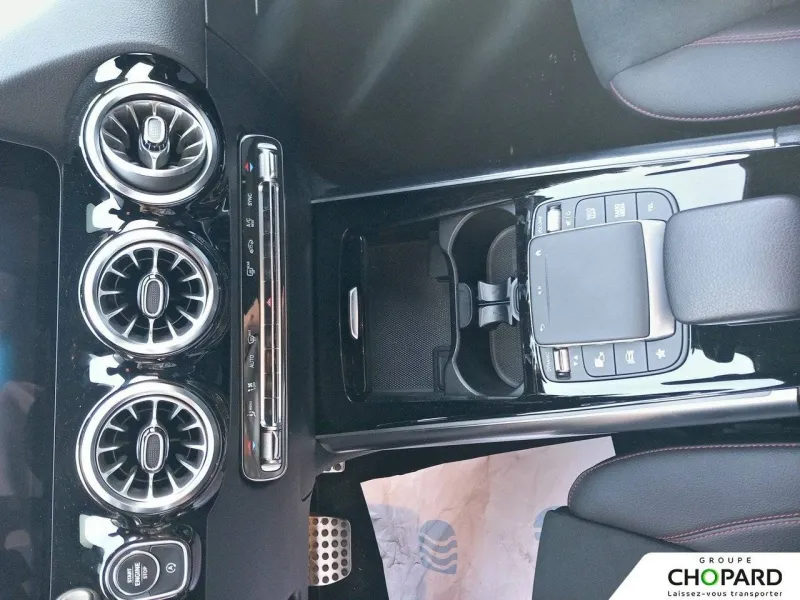 Image secondaire du véhicule 3