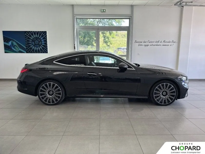 Image secondaire du véhicule 32