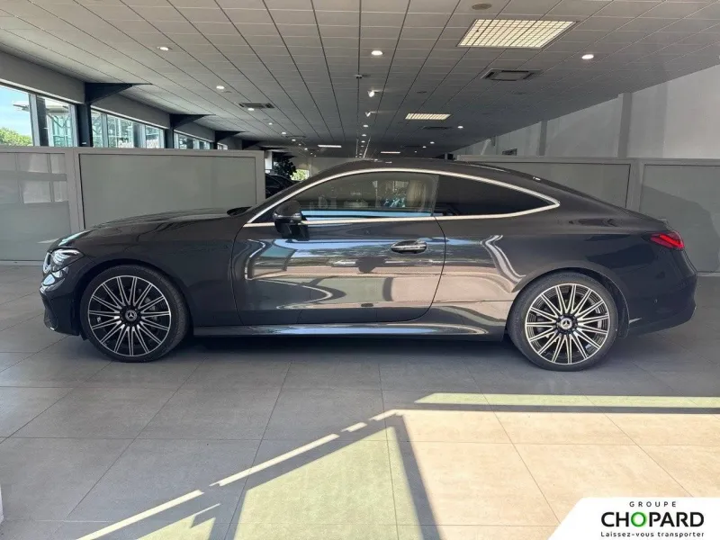 Image secondaire du véhicule 33