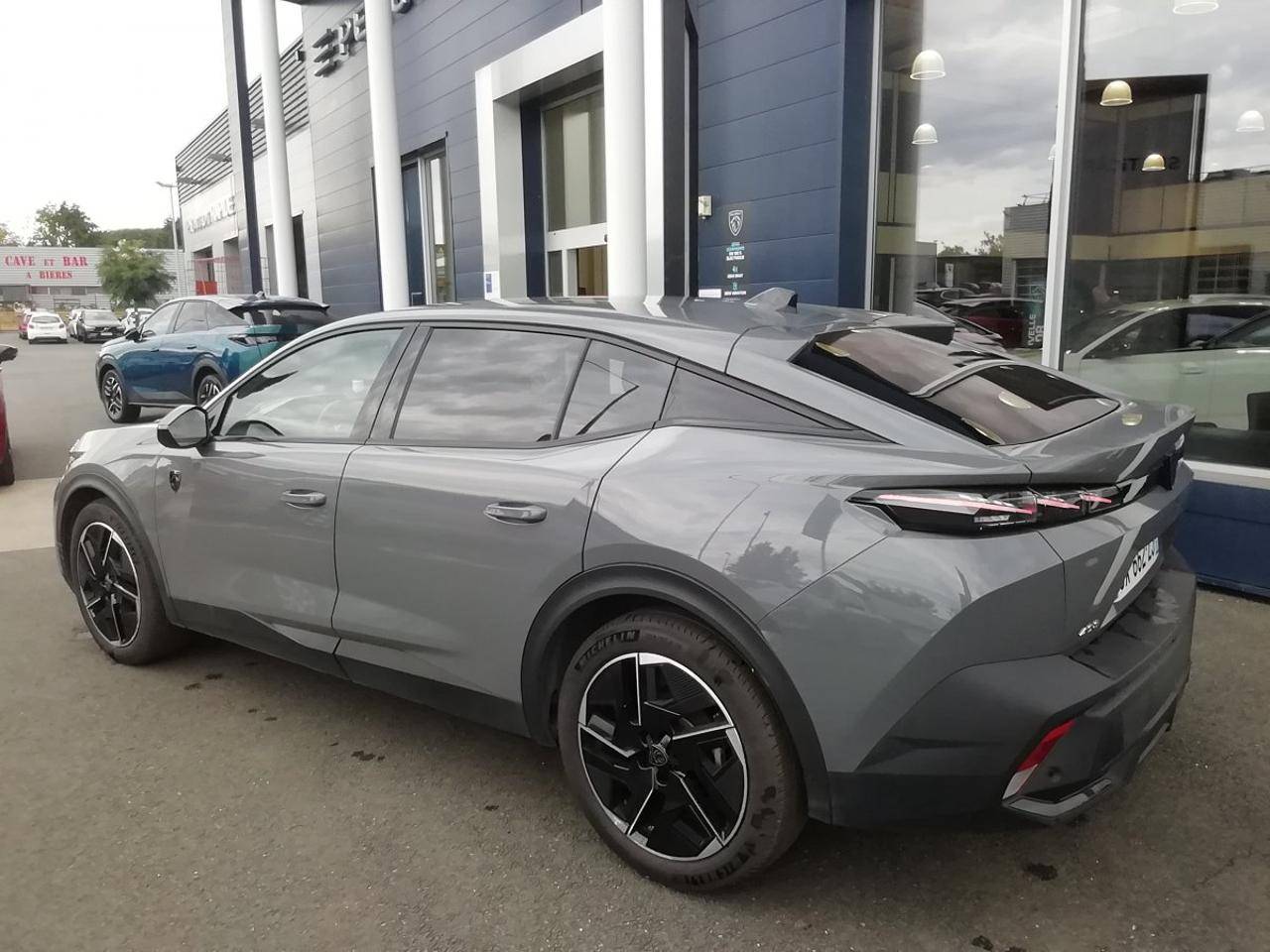 Image secondaire du véhicule 6