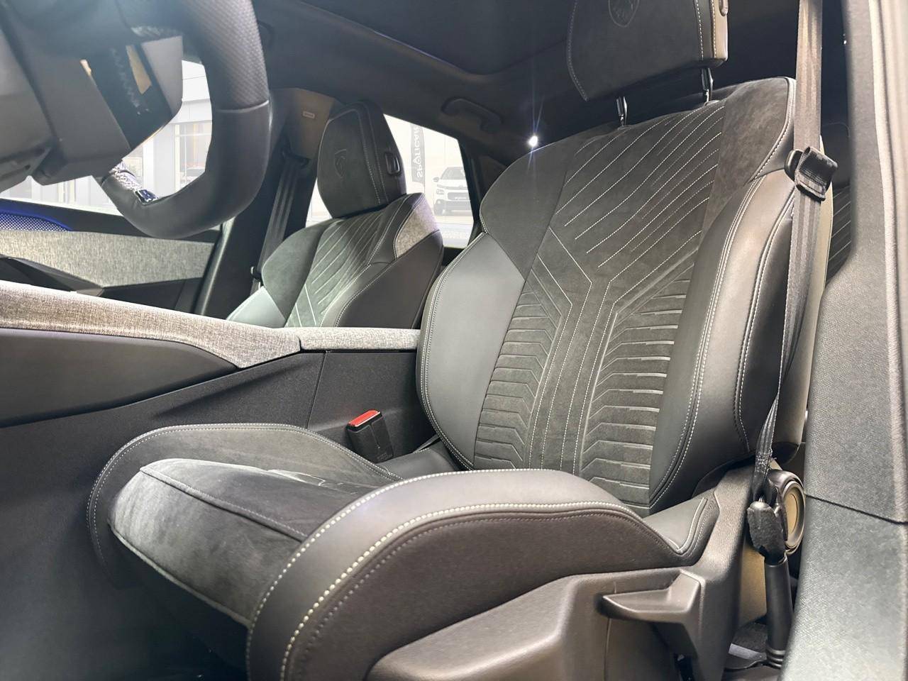 Image secondaire du véhicule 8