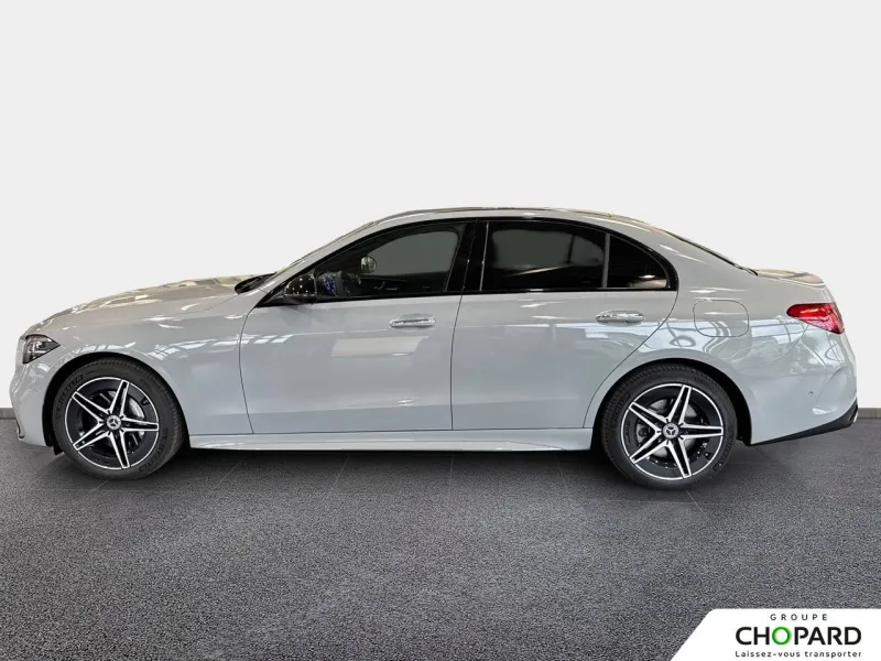 Image secondaire du véhicule 11