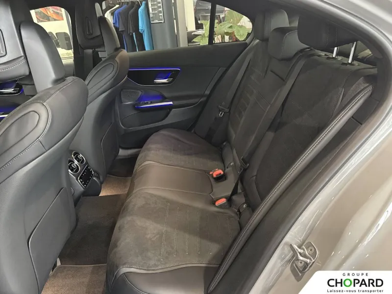 Image secondaire du véhicule 19