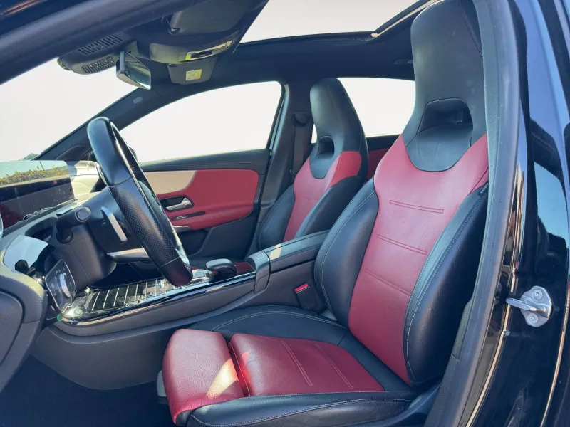 Image secondaire du véhicule 11