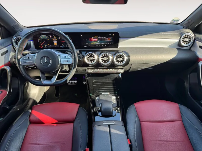 Image secondaire du véhicule 12