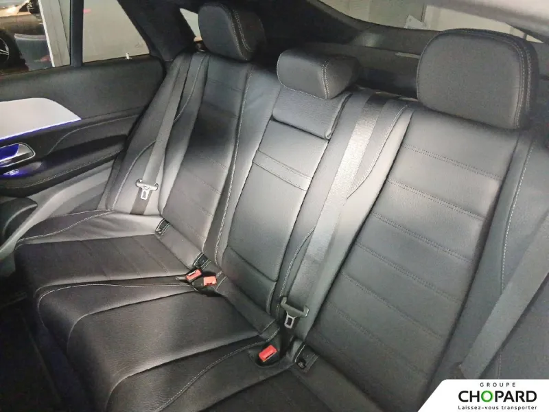 Image secondaire du véhicule 24