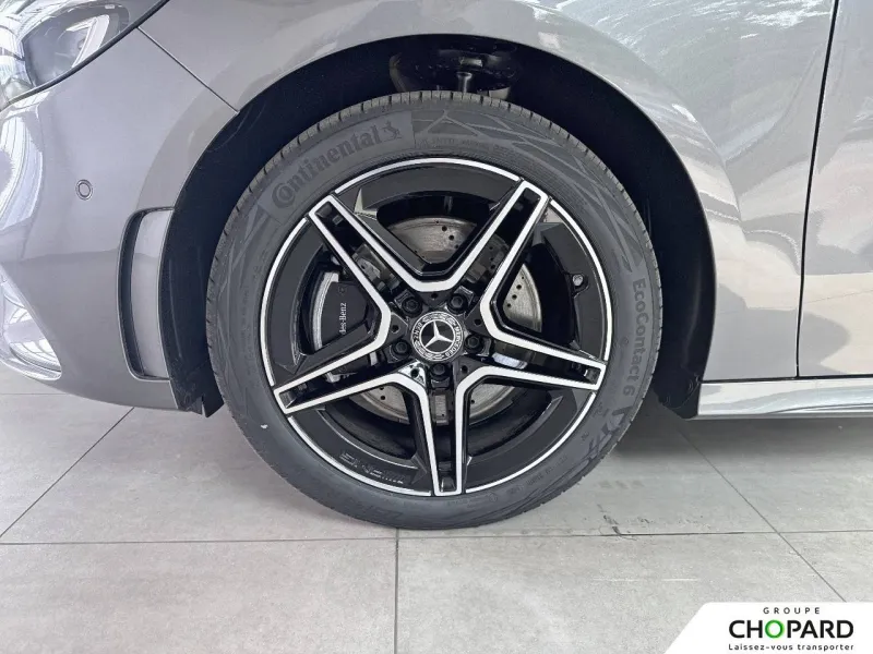 Image secondaire du véhicule 12