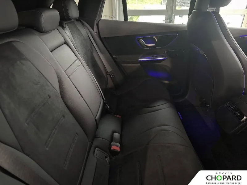 Image secondaire du véhicule 23