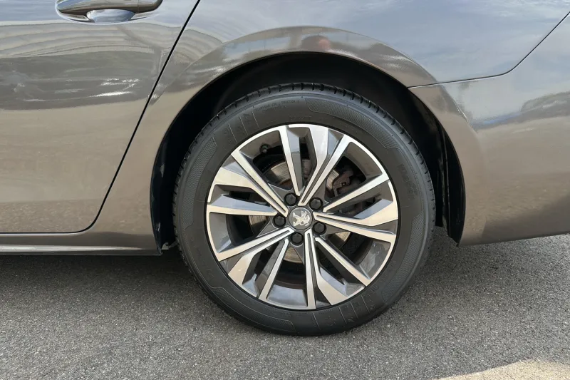 Image secondaire du véhicule 28