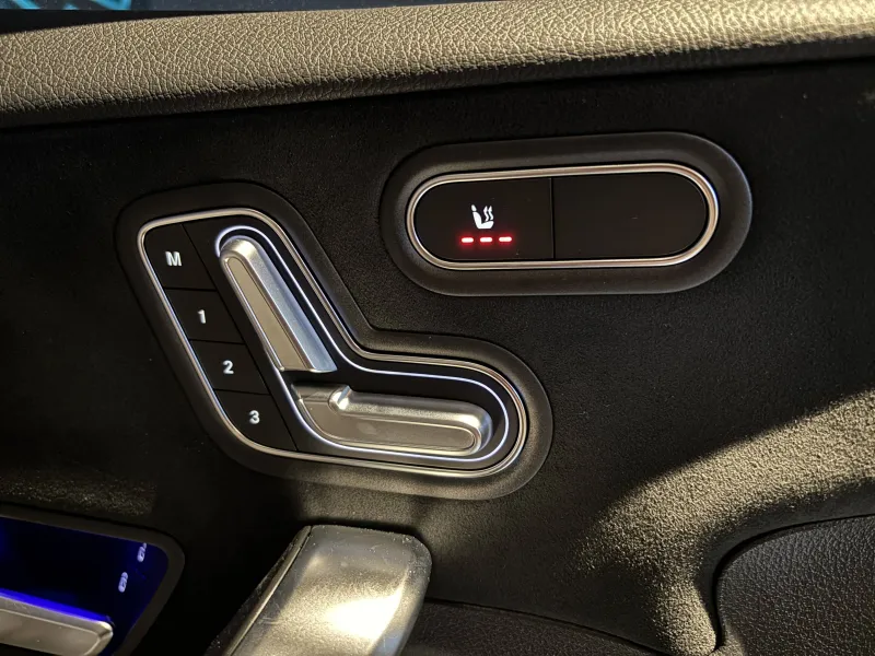 Image secondaire du véhicule 10