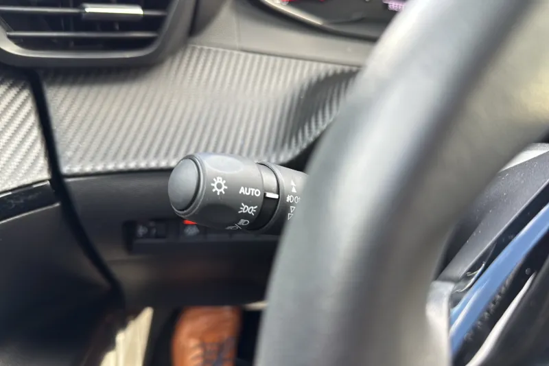 Image secondaire du véhicule 24