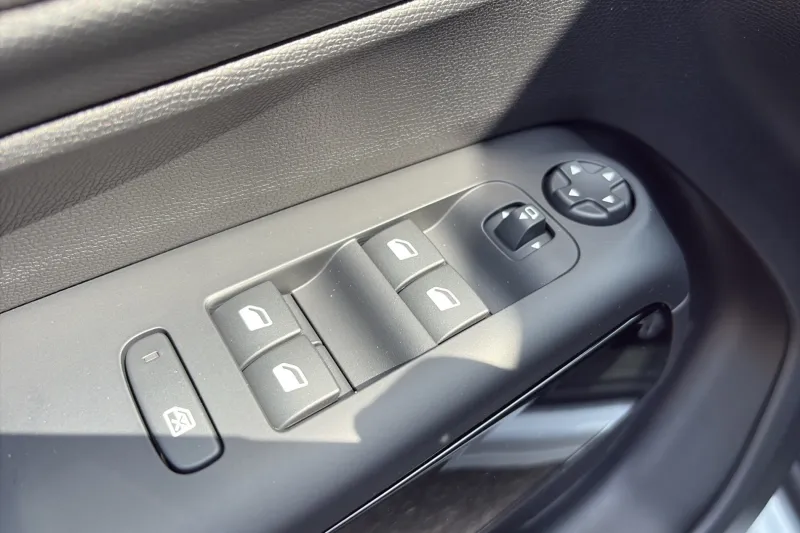 Image secondaire du véhicule 15