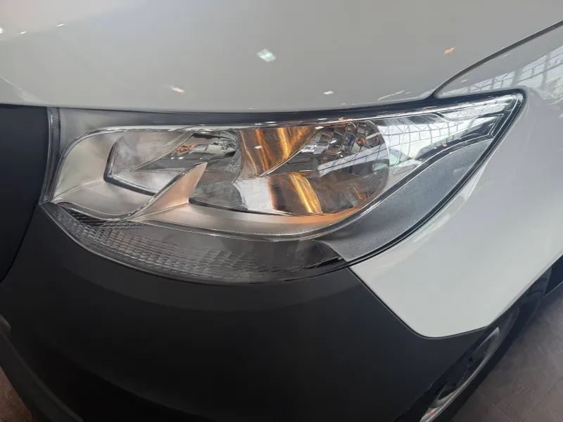 Image secondaire du véhicule 22