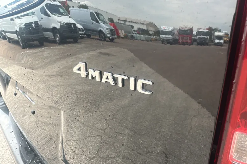 Image secondaire du véhicule 14