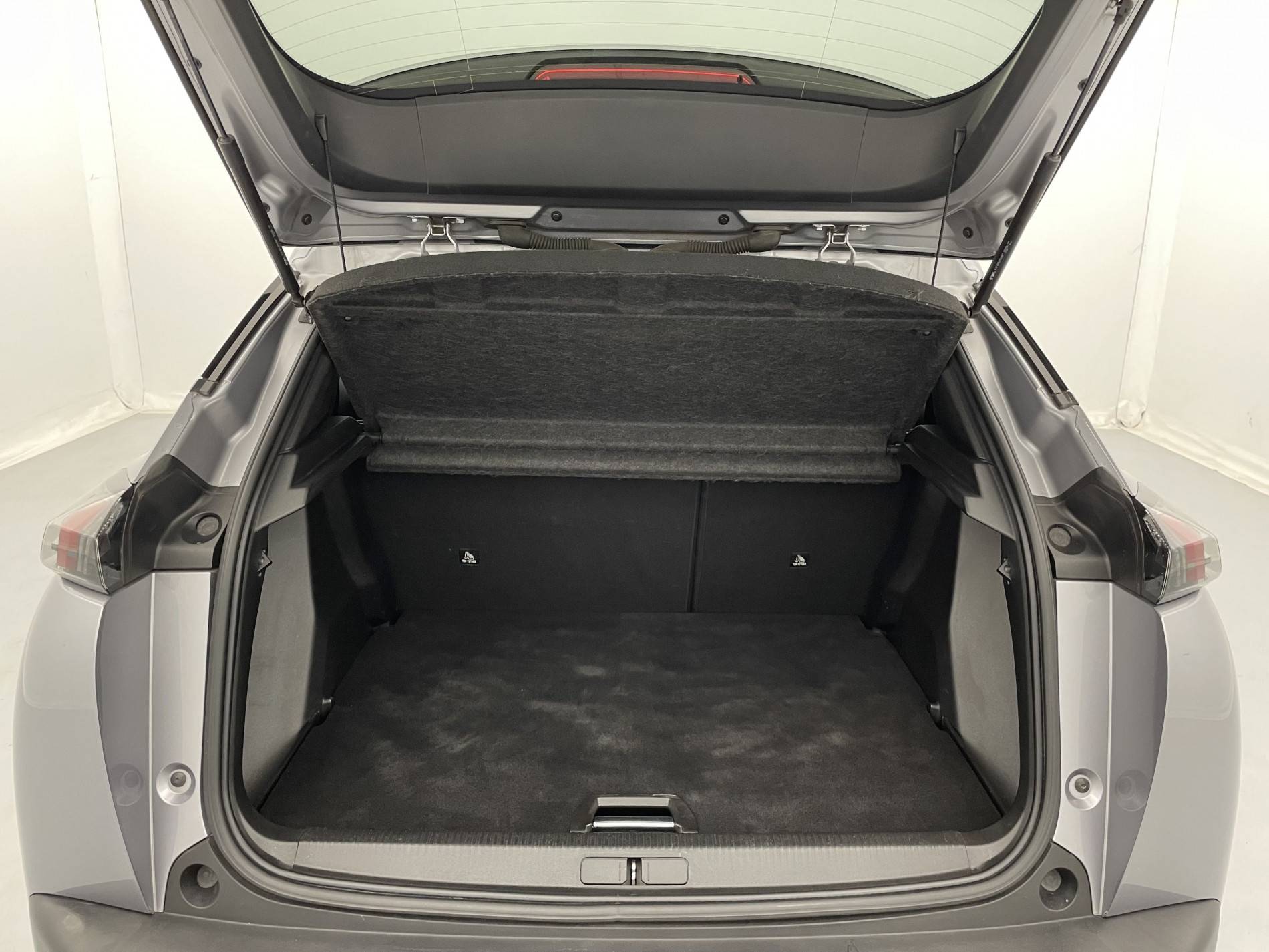 Image secondaire du véhicule 9