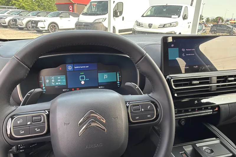 Image secondaire du véhicule 18