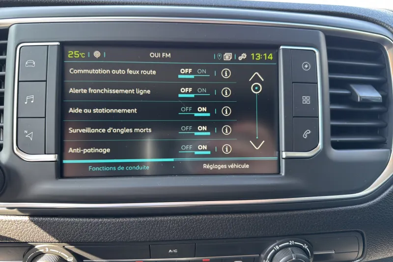 Image secondaire du véhicule 14