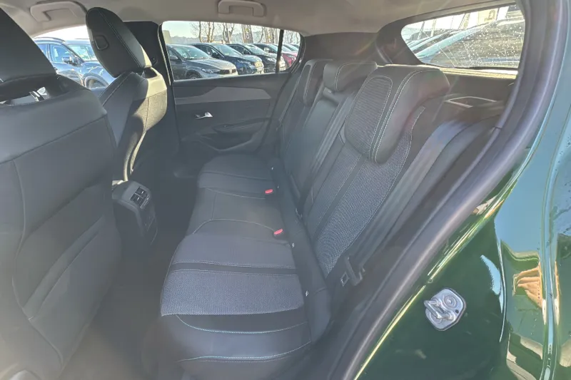 Image secondaire du véhicule 12