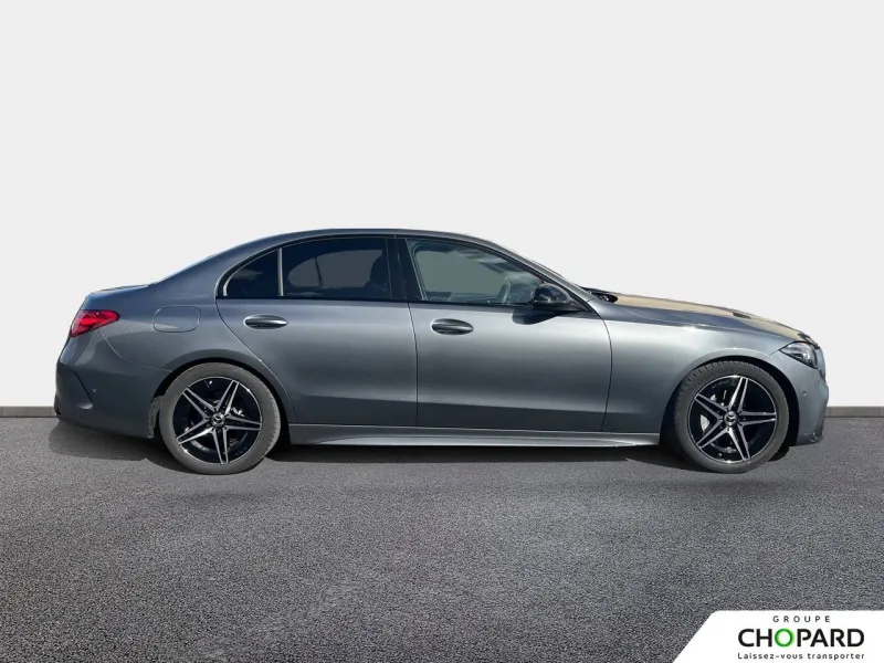 Image secondaire du véhicule 10