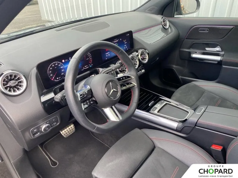 Image secondaire du véhicule 8