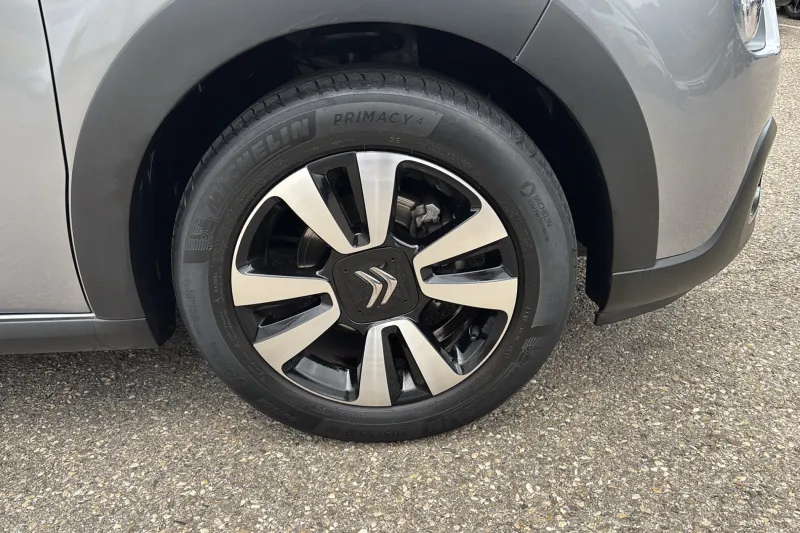 Image secondaire du véhicule 14