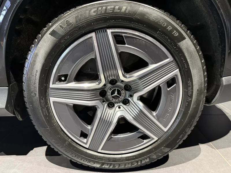 Image secondaire du véhicule 9