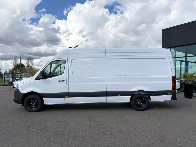 Image secondaire du véhicule 4