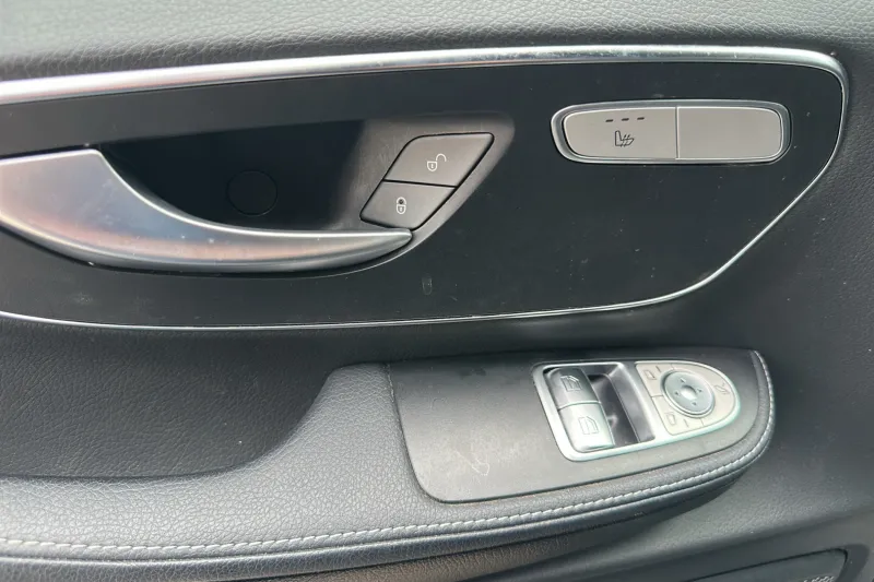 Image secondaire du véhicule 16