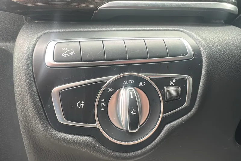 Image secondaire du véhicule 17