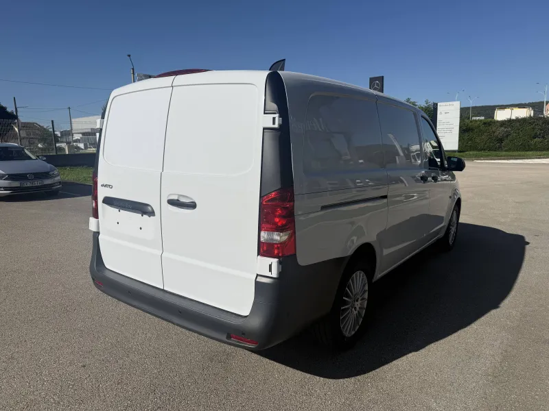 Image secondaire du véhicule 3