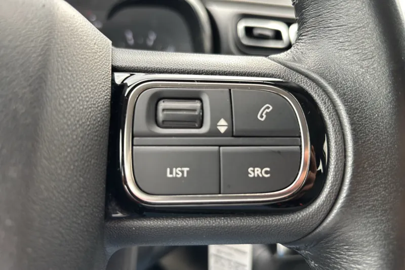 Image secondaire du véhicule 18